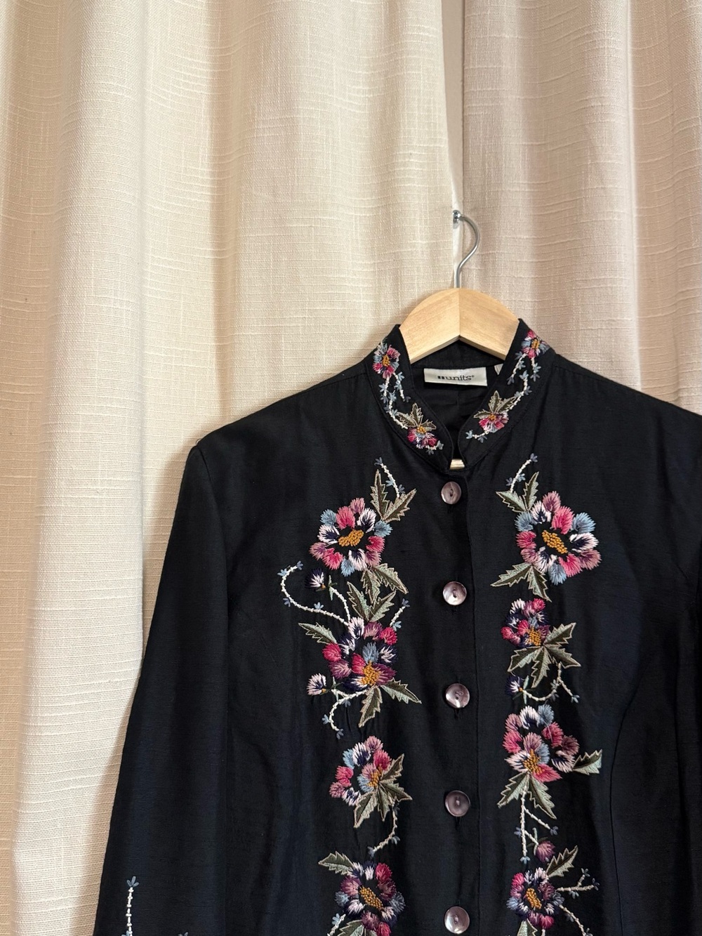 Vintage silk blend Embroidered Black Floral Mandarin Collar long lineJacket